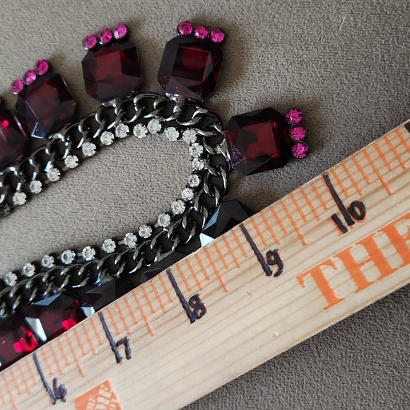 ❤3/$10 Statement Chain and Stone Necklace - Picture 5 of 5